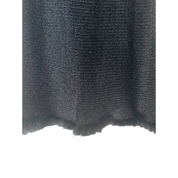 NWOT One Size Fits All White House Black Market Rabbit Hair Trim Pullover Shawl - Picture 7 of 10